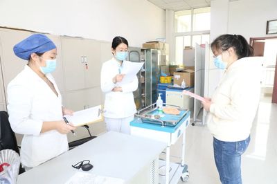 青島市首屆“互聯網+護理服務”護理技能培訓考核在新區中心醫院舉行